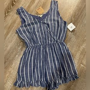 Womens sleeveless striped romper, size large